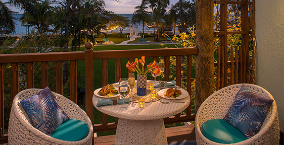 Tropical Oceanfront Concierge Double